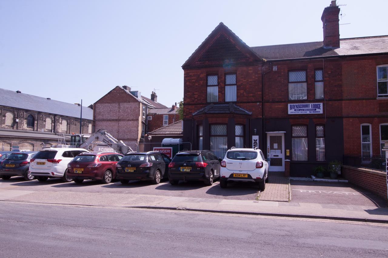 Raynscourt Lodge Great Yarmouth Esterno foto